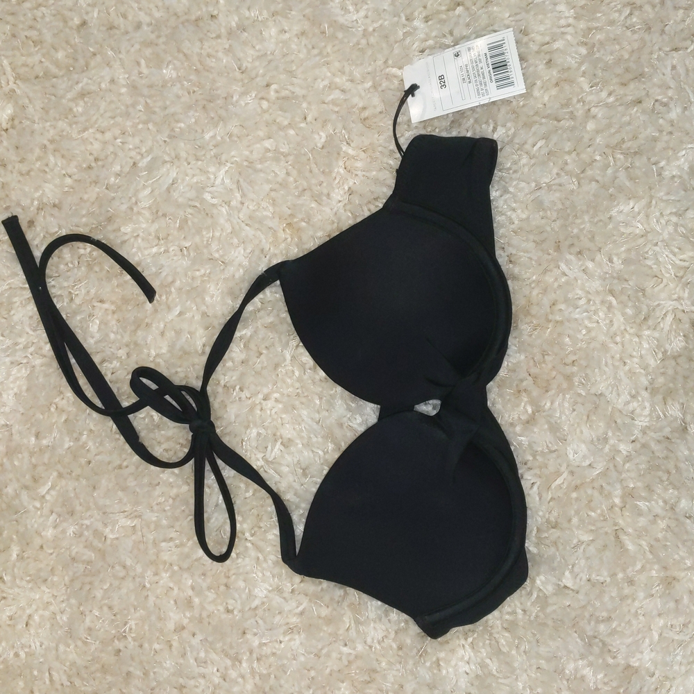 Shade and shore lightly lined black bikini top